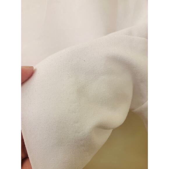 Tahari Women's Mid-Rise White Flat Front Shorts, Size 10 - Picture 5 of 11